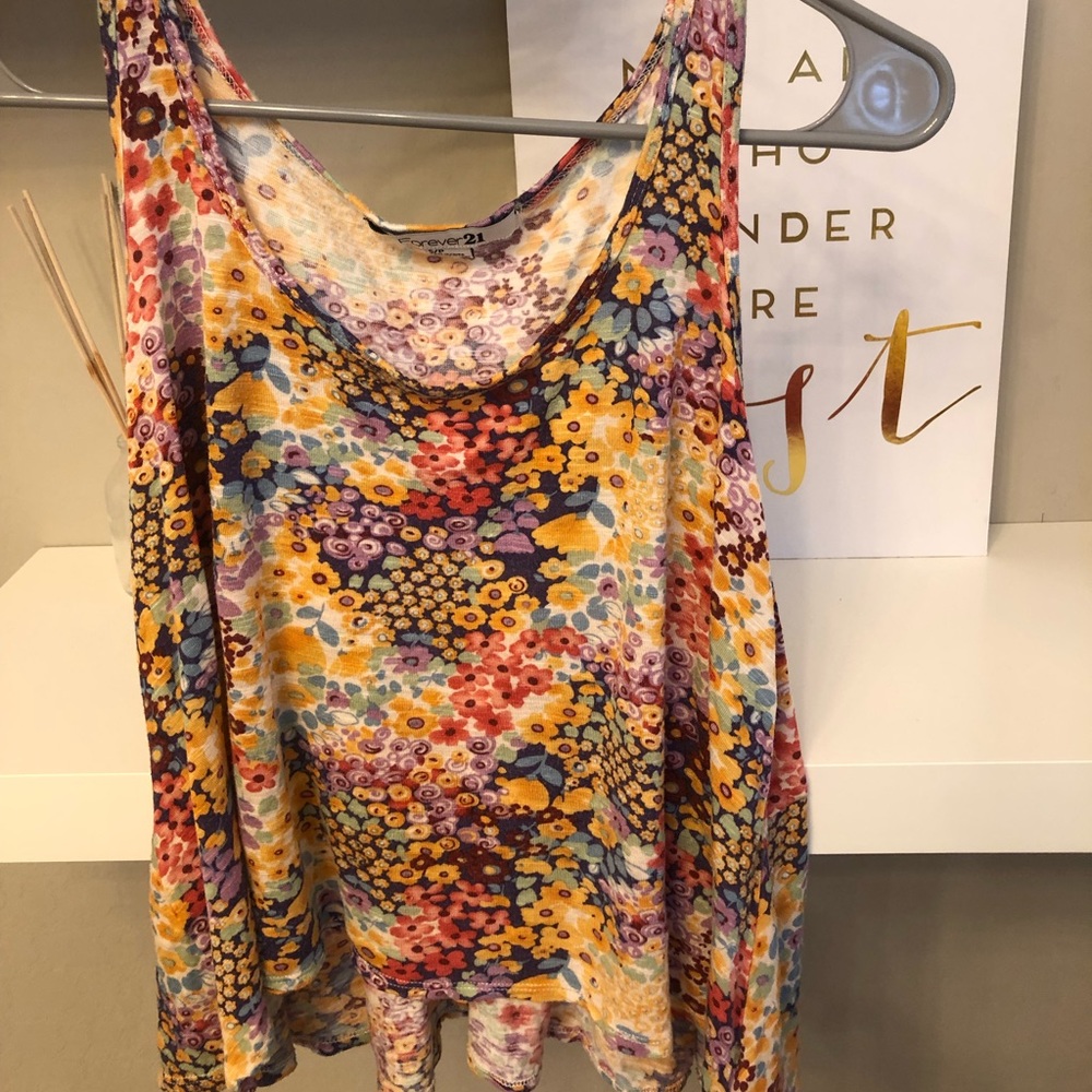 Forever21 Floral loose tanktop